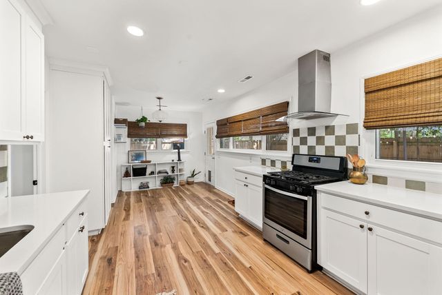5902 Sedgefield Drive, Hanahan, SC 29410