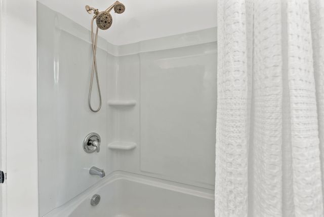 5902 Sedgefield Drive, Hanahan, SC 29410