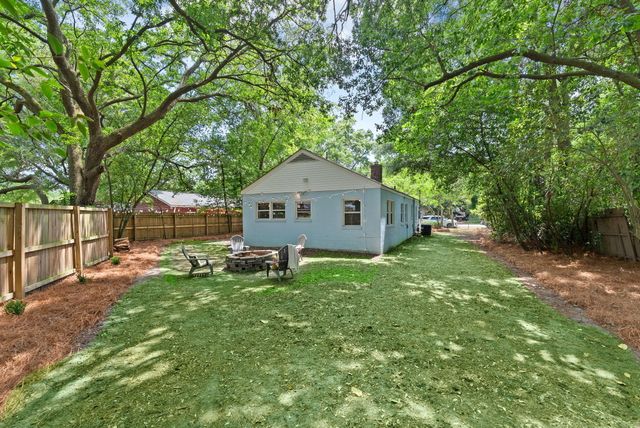 5902 Sedgefield Drive, Hanahan, SC 29410
