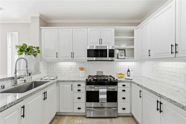 1800 S Pacific Coast 60, Redondo Beach, CA 90277