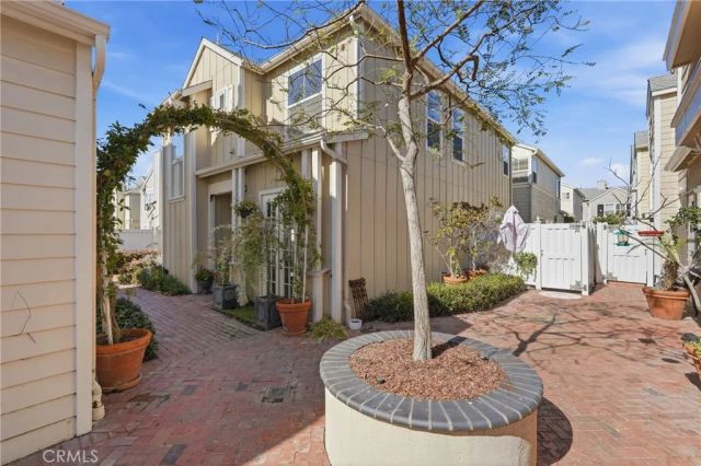 1800 S Pacific Coast 60, Redondo Beach, CA 90277