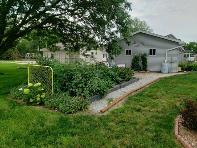 506 Cedar Street, Adair, IA 50002