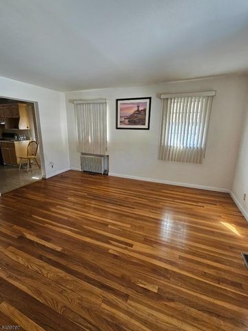 1924 Caroline Ave, Linden City, NJ 07036