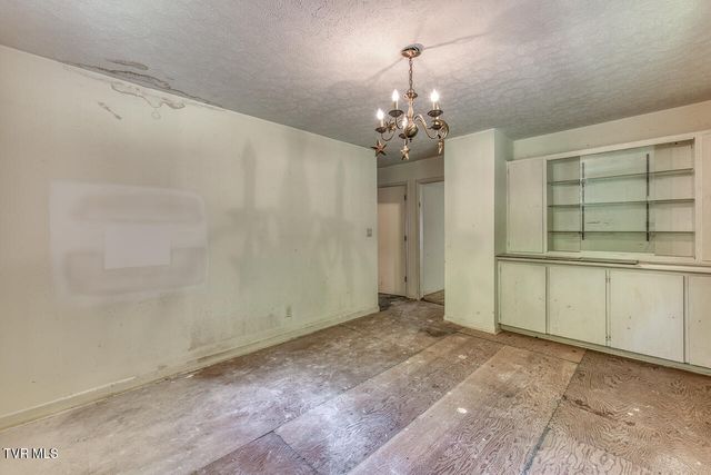 5 Bingham Court, Johnson City, TN 37604