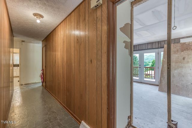 5 Bingham Court, Johnson City, TN 37604