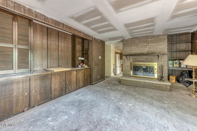 5 Bingham Court, Johnson City, TN 37604