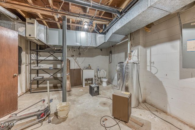5 Bingham Court, Johnson City, TN 37604
