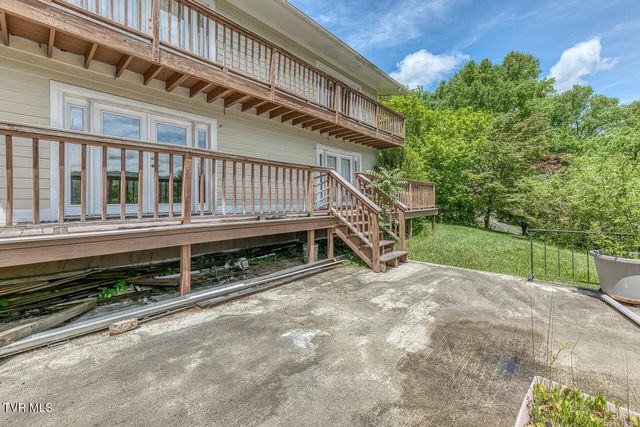 5 Bingham Court, Johnson City, TN 37604