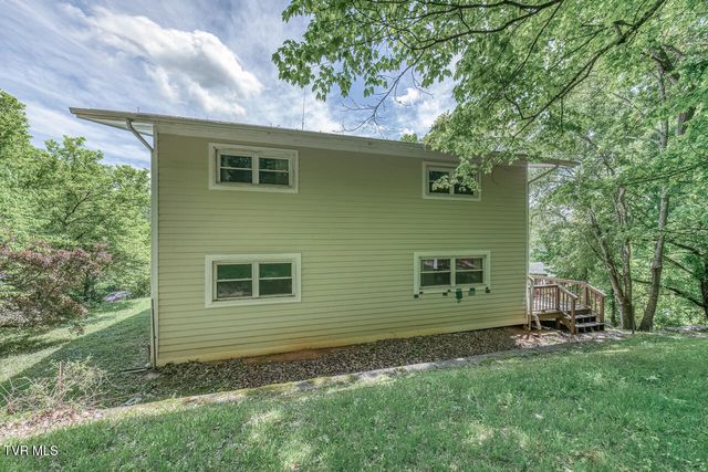 5 Bingham Court, Johnson City, TN 37604
