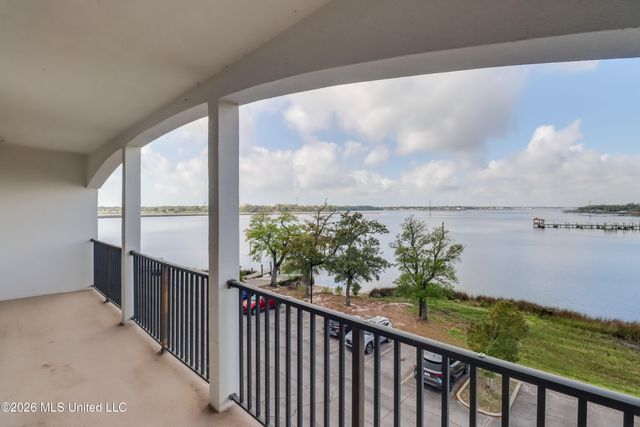 630 Bay Cove Drive, 203, Biloxi, MS 39532