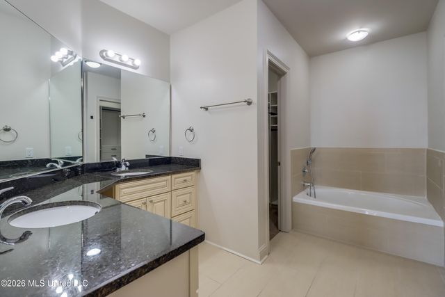 630 Bay Cove Drive, 203, Biloxi, MS 39532