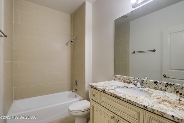 630 Bay Cove Drive, 203, Biloxi, MS 39532