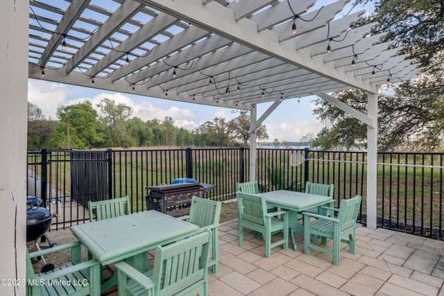630 Bay Cove Drive, 203, Biloxi, MS 39532