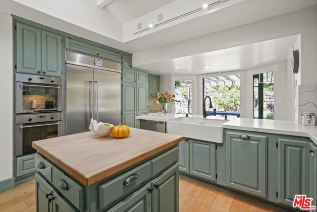 6052 Merritt Drive, Malibu, CA 90265