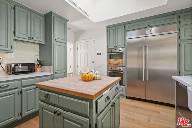 6052 Merritt Drive, Malibu, CA 90265