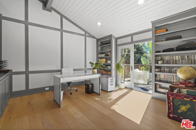 6052 Merritt Drive, Malibu, CA 90265