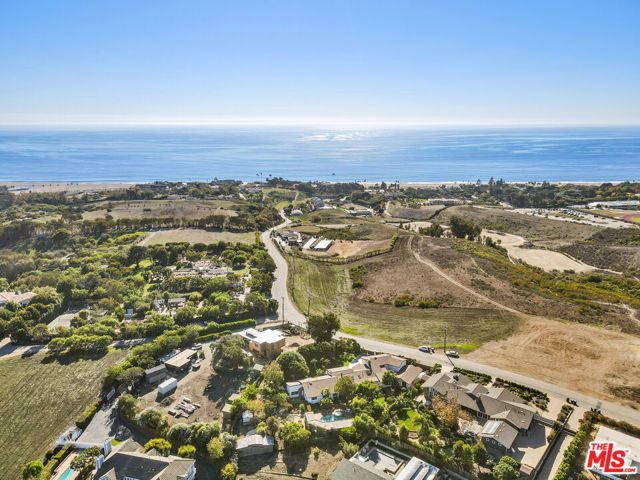6052 Merritt Drive, Malibu, CA 90265
