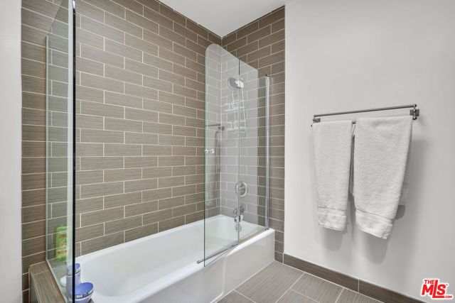 6052 Merritt Drive, Malibu, CA 90265