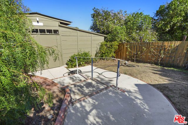 6052 Merritt Drive, Malibu, CA 90265