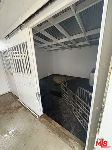 6052 Merritt Drive, Malibu, CA 90265