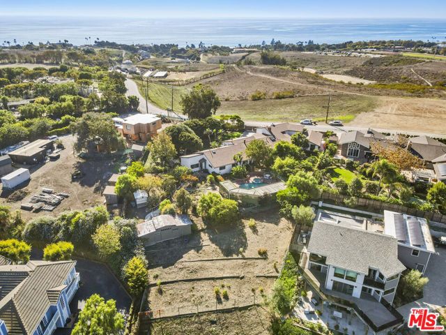 6052 Merritt Drive, Malibu, CA 90265