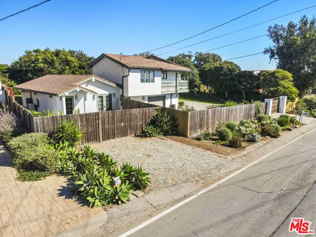 6052 Merritt Drive, Malibu, CA 90265