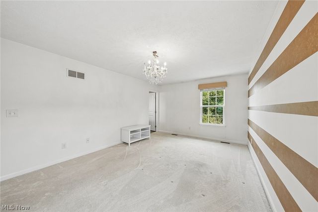1583 Crescent Drive, Streetsboro, OH 44241