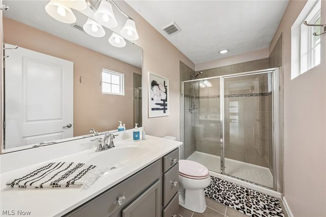 1583 Crescent Drive, Streetsboro, OH 44241