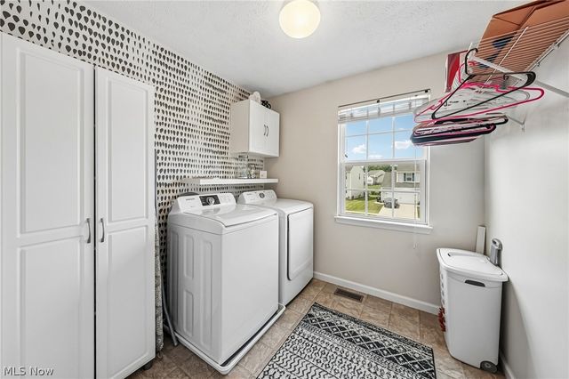 1583 Crescent Drive, Streetsboro, OH 44241