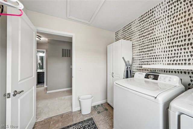 1583 Crescent Drive, Streetsboro, OH 44241