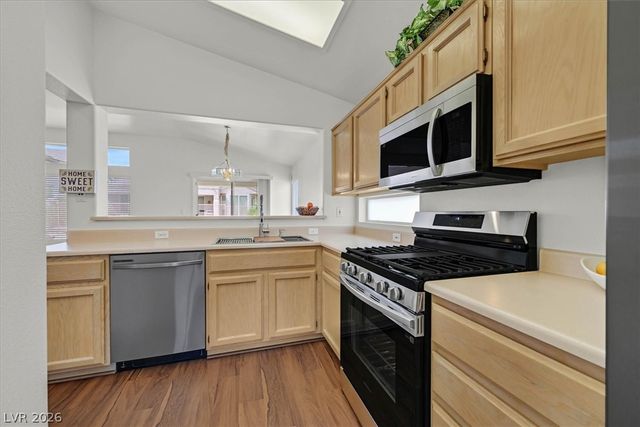 2112 Joy Creek Lane, Henderson, NV 89012