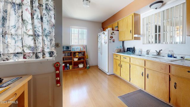 1432 S LAWTHER Drive, Apache Junction, AZ 85120