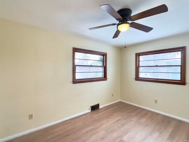 5304 North Bend Drive, Fort Wayne, IN 46804