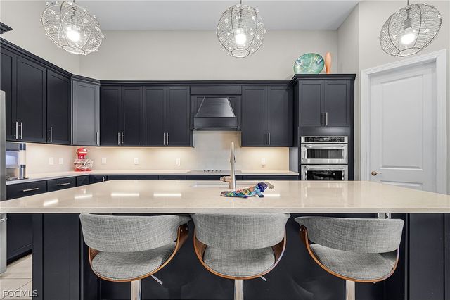 17526 Elkgrove LN, Estero, FL 33928