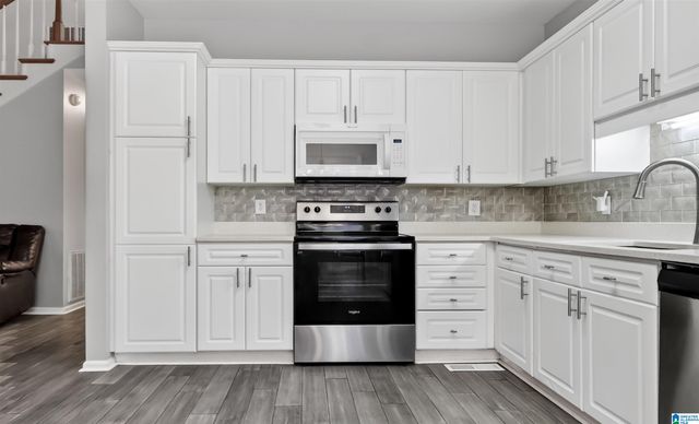 145 SOMMERSBY CIRCLE, Pelham, AL 35124