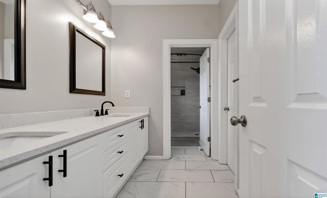 145 SOMMERSBY CIRCLE, Pelham, AL 35124