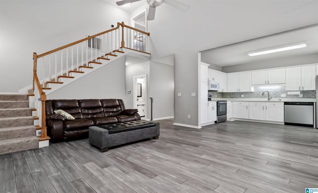 145 SOMMERSBY CIRCLE, Pelham, AL 35124