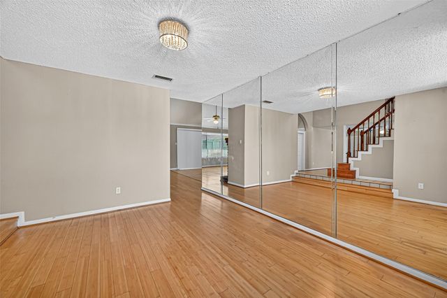 1535 Beaconshire Road, Houston, TX 77077