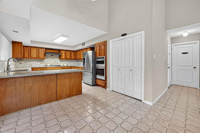 1535 Beaconshire Road, Houston, TX 77077