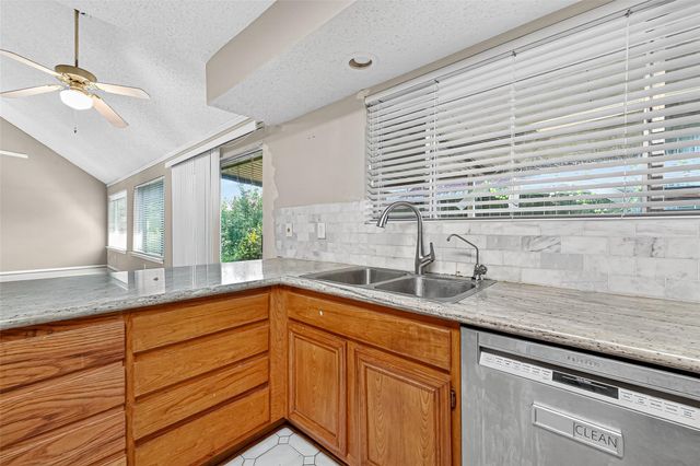 1535 Beaconshire Road, Houston, TX 77077