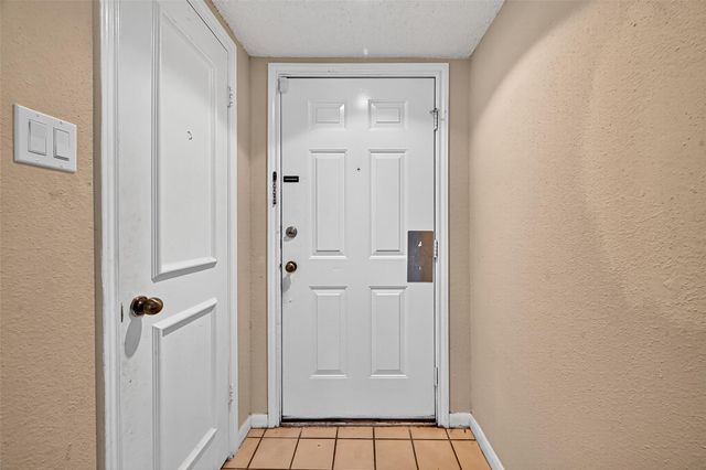 1535 Beaconshire Road, Houston, TX 77077