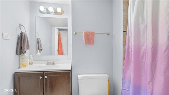 2216 Beechwood Road, Joliet, IL 60432