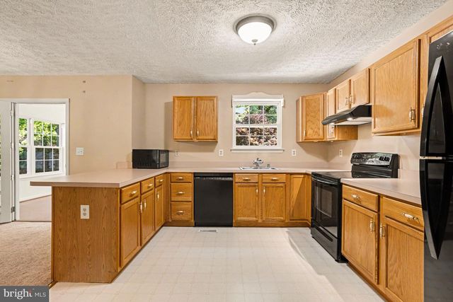 3220 ART HALL LN, Pasadena, MD 21122