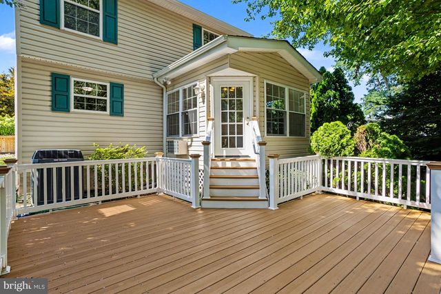 3220 ART HALL LN, Pasadena, MD 21122