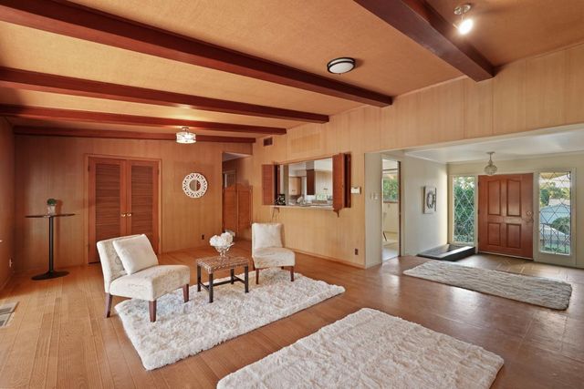 2920 Canal Dr, Stockton, CA 95204