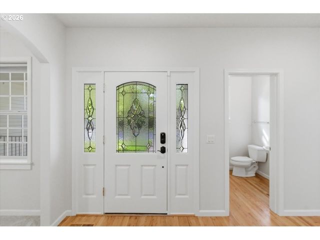 3471 LAKESIDE Dr, Eugene, OR 97401