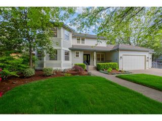 3471 LAKESIDE Dr, Eugene, OR 97401