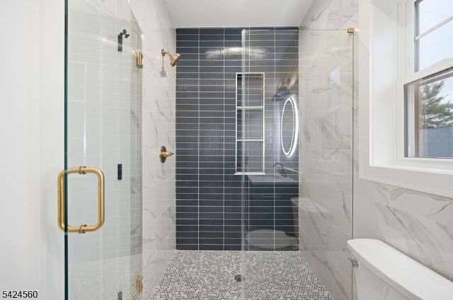 1284 Woodside Rd, Scotch Plains Twp., NJ 07076