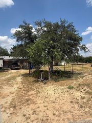 806 State Highway 132, Natalia, TX 78059