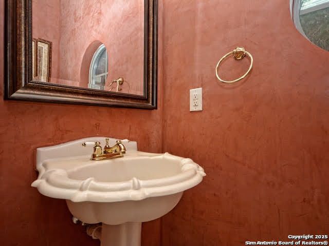 911 SERENE MDW, San Antonio, TX 78258